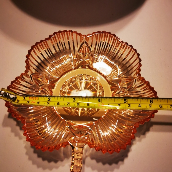 Vintage Pink Four Leaf Clover Cut Glass Trinket Dish - Picture 8 of 12